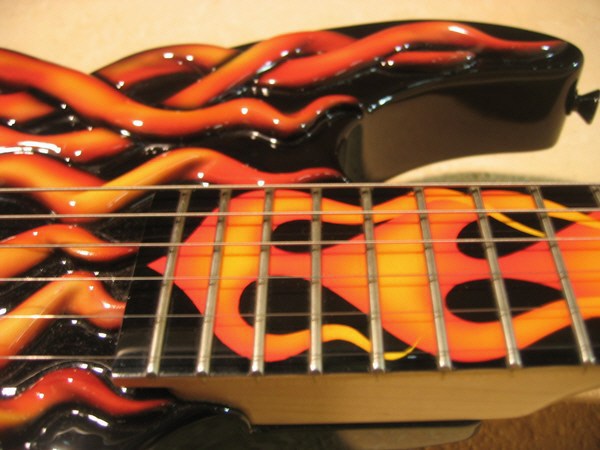 ESP-Screaming-Skull-Guitar-Jimmy-Diresta-1-Neck.JPG (600x450 -- 62950 bytes)