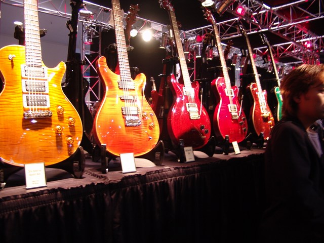 NAMM-%20079.jpg (640x480 -- 0 bytes)